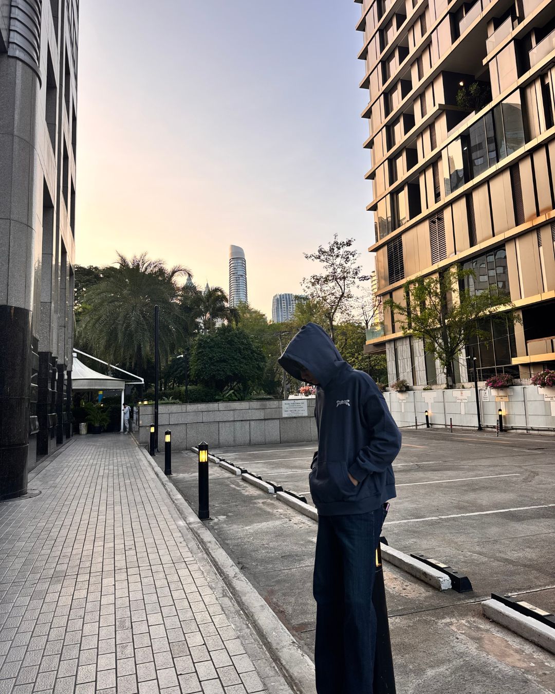 Low energy mode hoodie